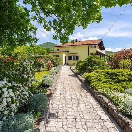 Lovely In With Outdoor Swimming Pool Krasica (Primorje-Gorski Kotar)
