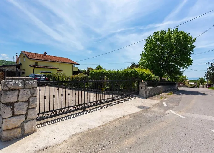 Nyaraló Pet Friendly In *