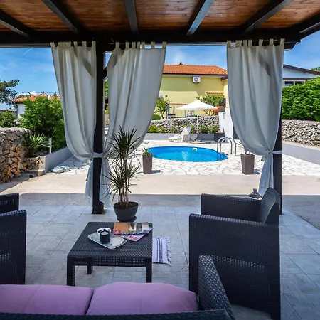 Pet Friendly In Krasica With Jacuzzi Holiday home *