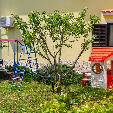 Holiday home Pet Friendly In Krasica With Jacuzzi *