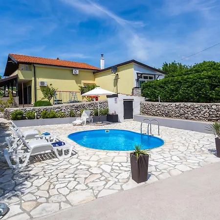 Pet Friendly In Krasica With Jacuzzi Holiday home *