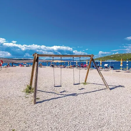Pet Friendly In Krasica With Jacuzzi Holiday home