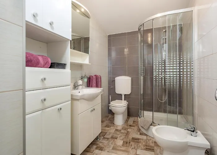 Pet Friendly In * Krasica (Primorje-Gorski Kotar)