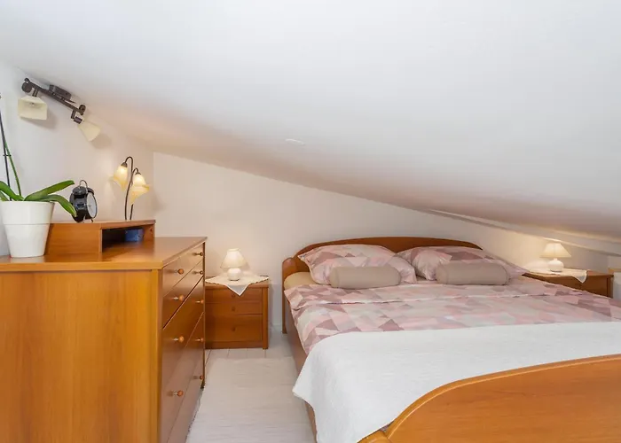 Pet Friendly In * Krasica (Primorje-Gorski Kotar)